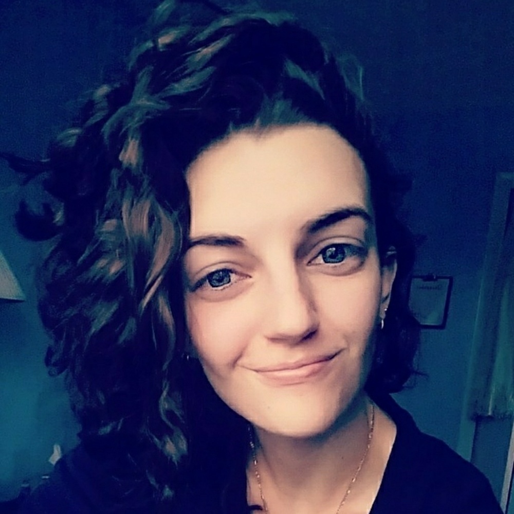 Meet your Posher, Christina